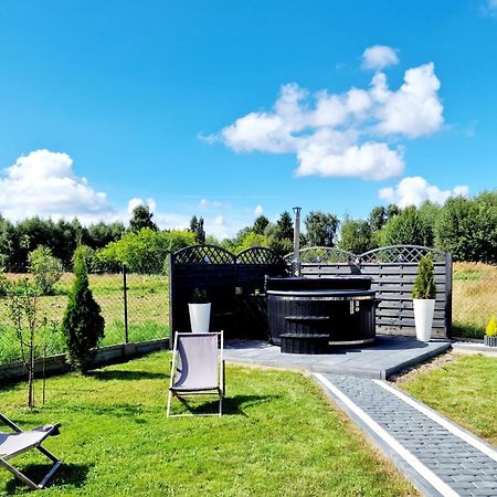 Diamenty Baltyku Domki Wakacyjne Balia Z Jacuzzi Mielenko Extérieur photo